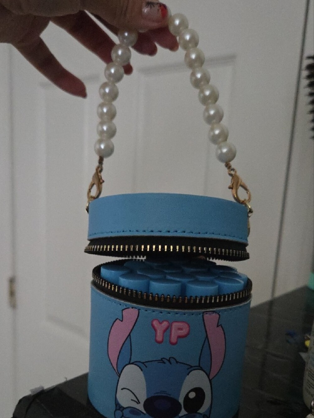 Blue Stitch Round Bag - Picture 4 of 6